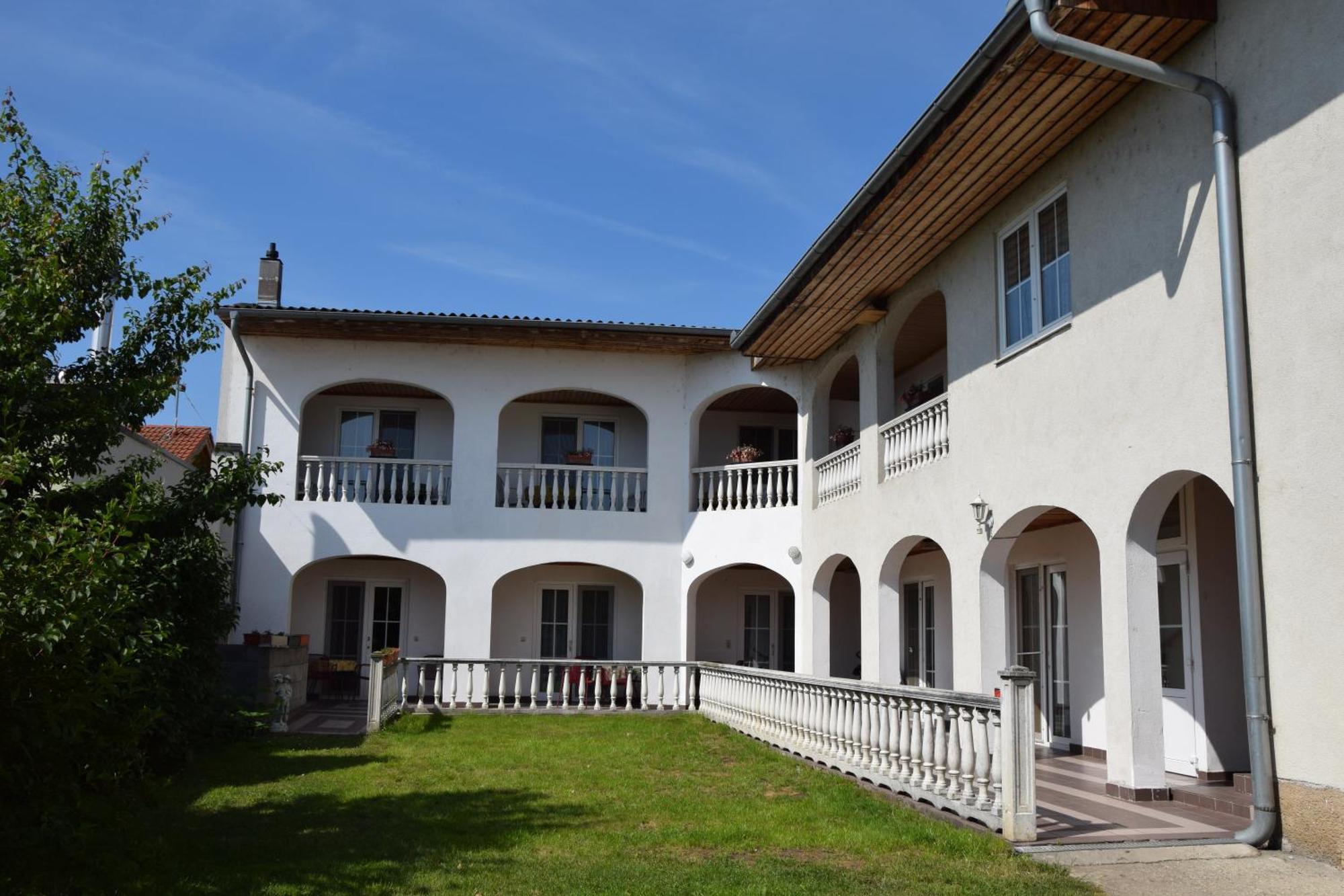 Appartmenthaus Rosenhof โพเดอร์สดอร์ฟ อัม ซี ภายนอก รูปภาพ